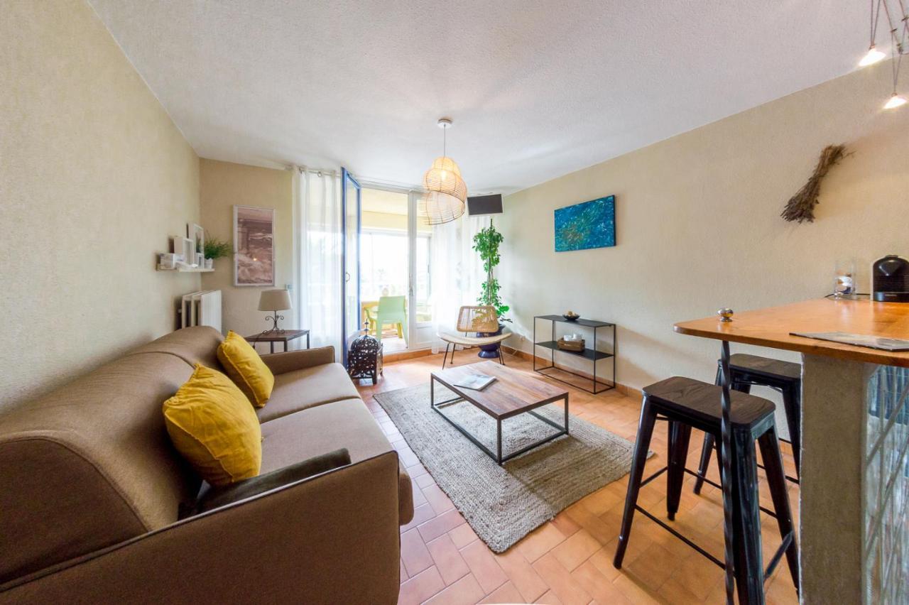 Retromirabeau "Cote Mer" - 29M2 - Lumineux - Terrasse Loggia - Vue Marina - Parking Securise - 2 A 3 Pers - Emplacement Top - Cheques Vacances Connect 格吕桑 外观 照片
